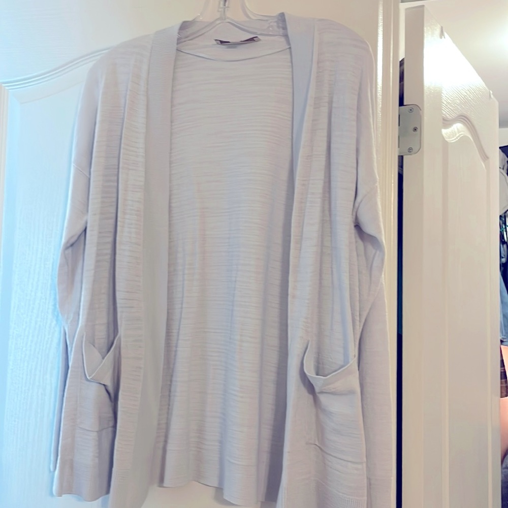 Loft. Size Medium. Light weight drop shoulder cardigan.